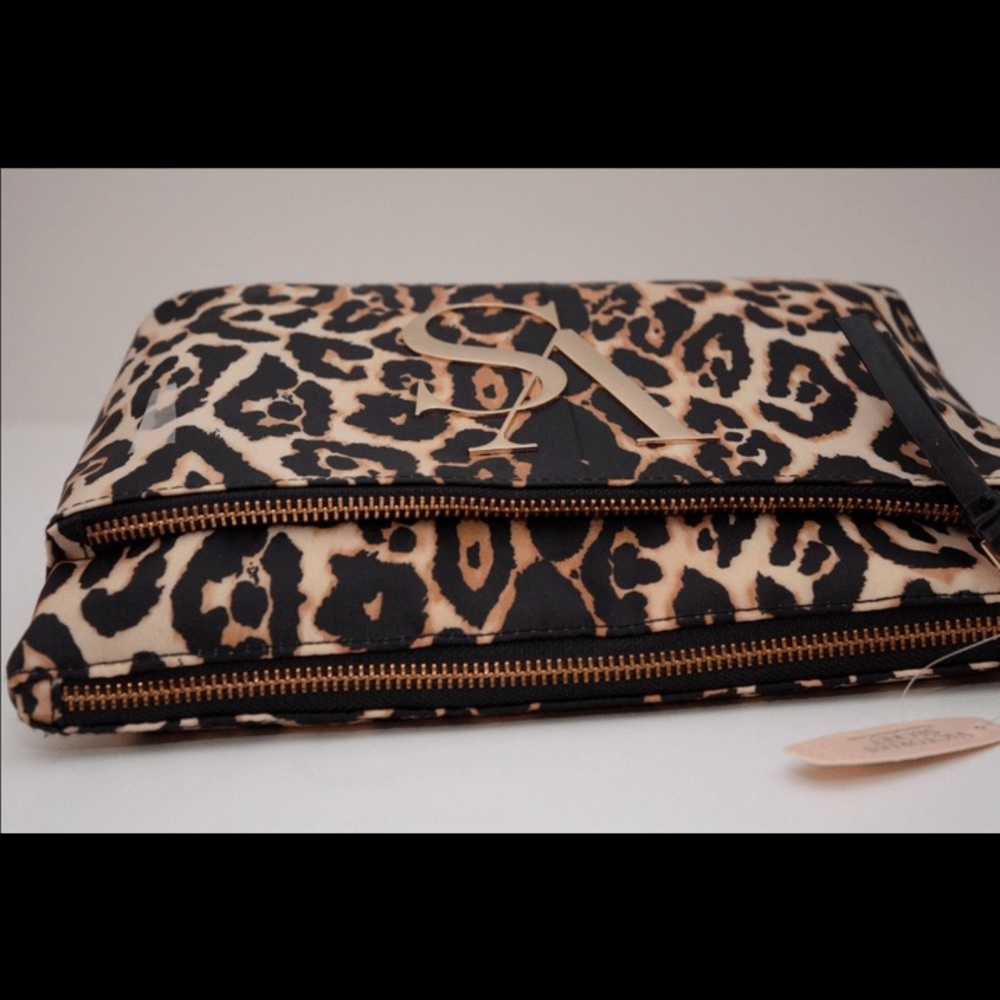 {Huge Sale}Victorias Secret Pink Makeup Bag